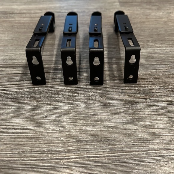 Set of 4-Single Curtain Rod Extendable Brackets Bronze-Like New - Picture 2 of 16